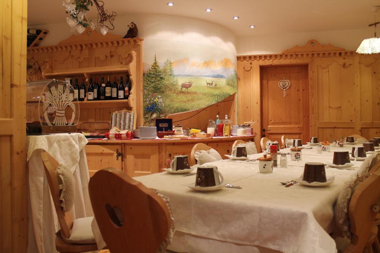 Hotel Garni Salvanel Кавалезе Екстериор снимка