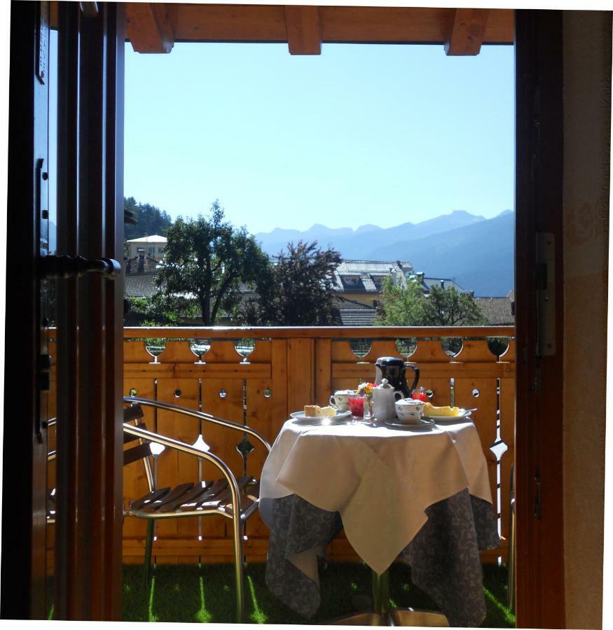 Hotel Garni Salvanel Кавалезе Екстериор снимка